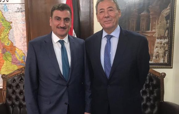 اجتماع سعادة سفير المملكة الاردنية الهاشمية في العراق مع رئيس هيئة استثمار الانبار للاطلاع على تفاصيل المؤتمر الدولي السنوي الرابع للاستثمار في الانبار